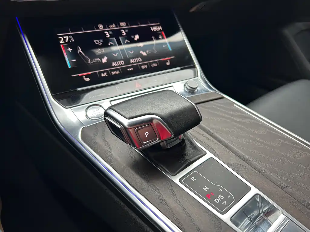 Audi A6L 2019 — фото 16
