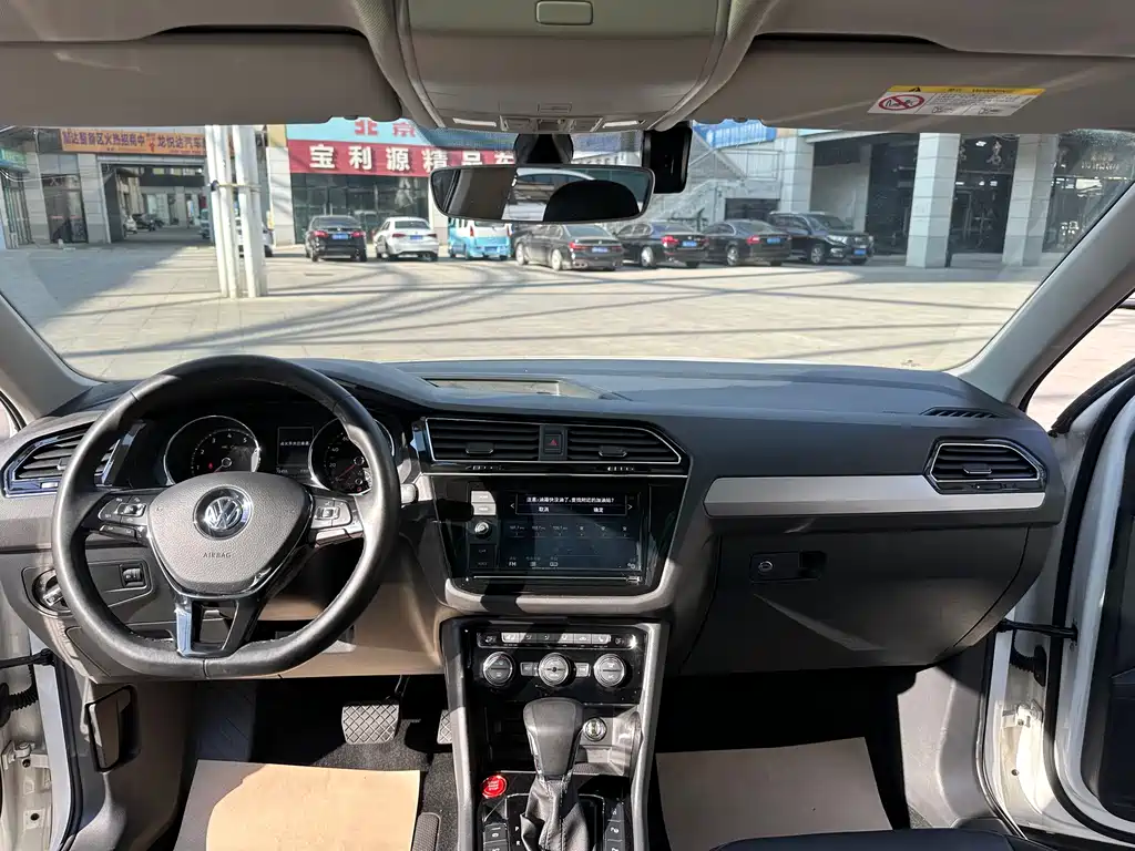 Volkswagen Tiguan L 2019 — фото 21