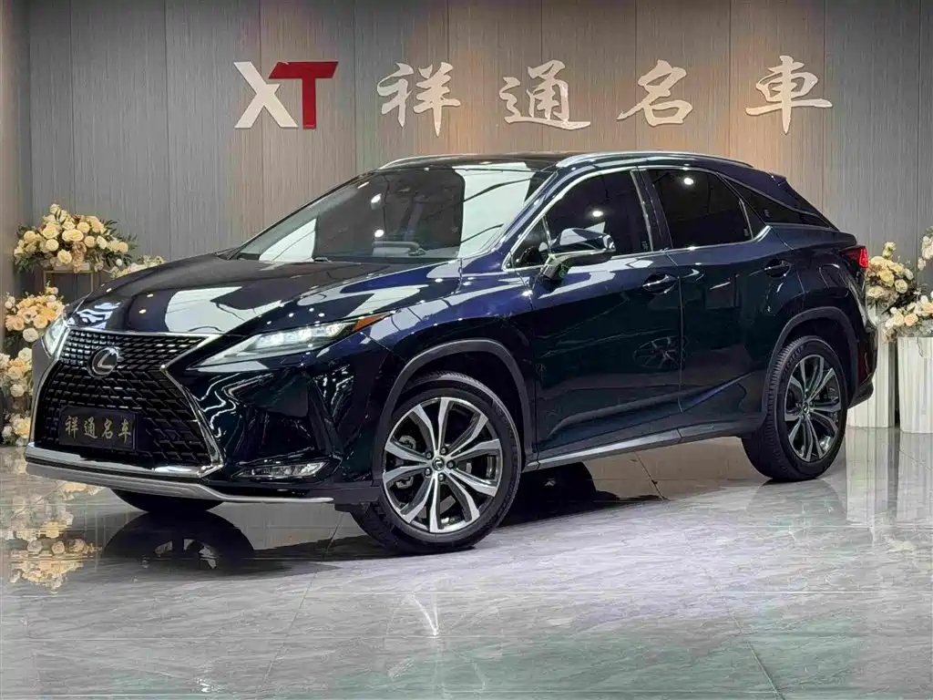 Lexus RX 2020 — фото 1