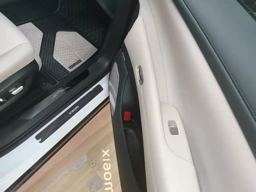Xiaomi YU7 2025 — фото 12