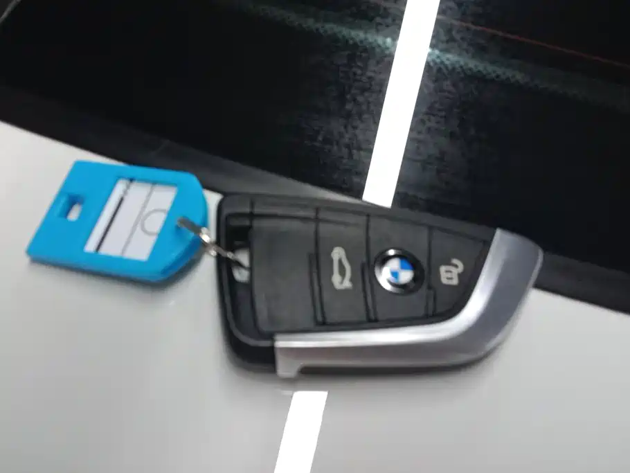 BMW 2 Series Wagon 2017 — фото 15