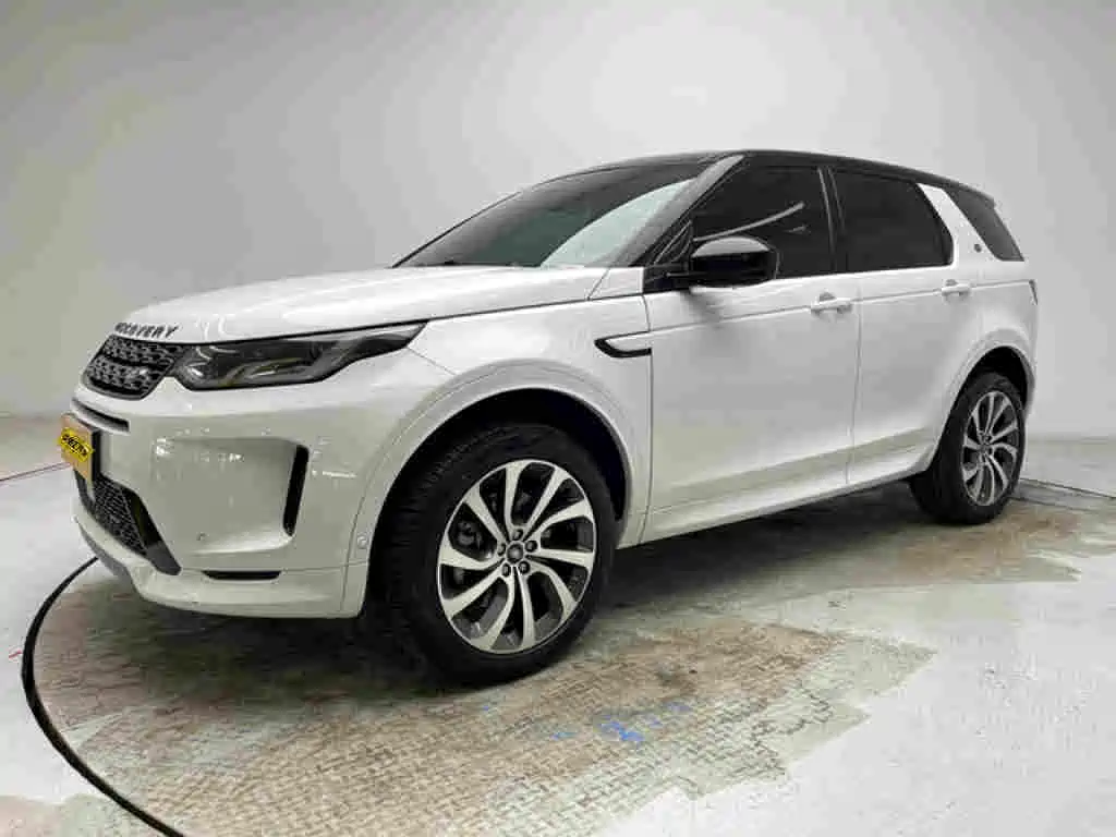 Land Rover Discovery Sport 2023 — фото 1