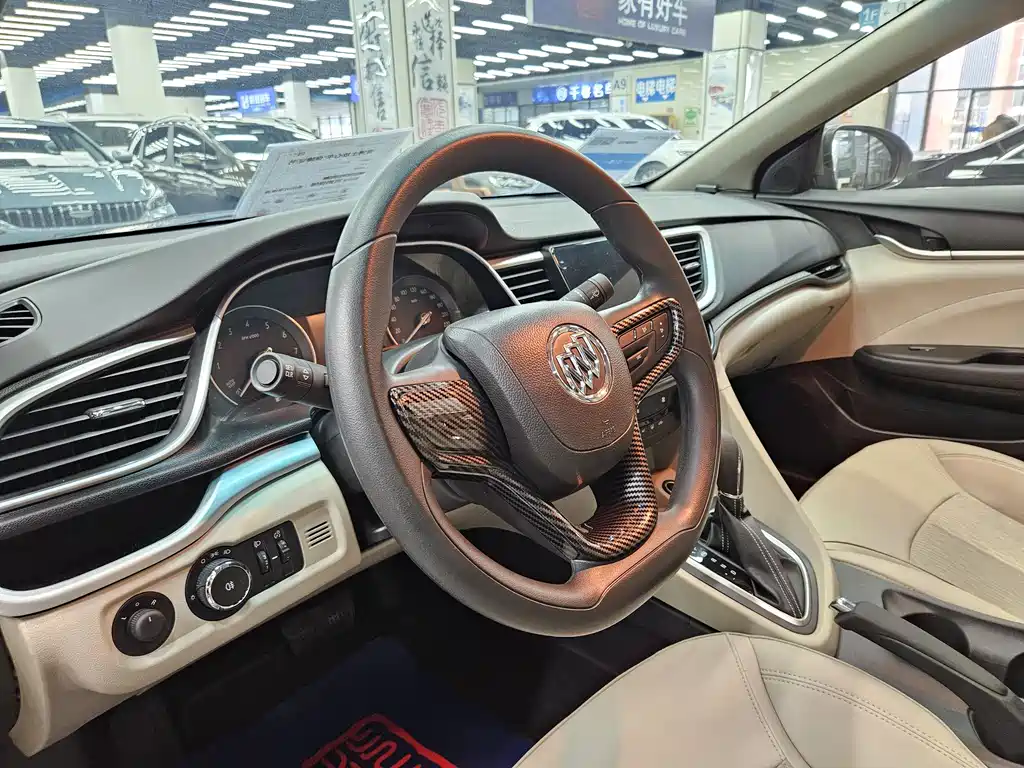Buick Excelle 2016 — фото 20