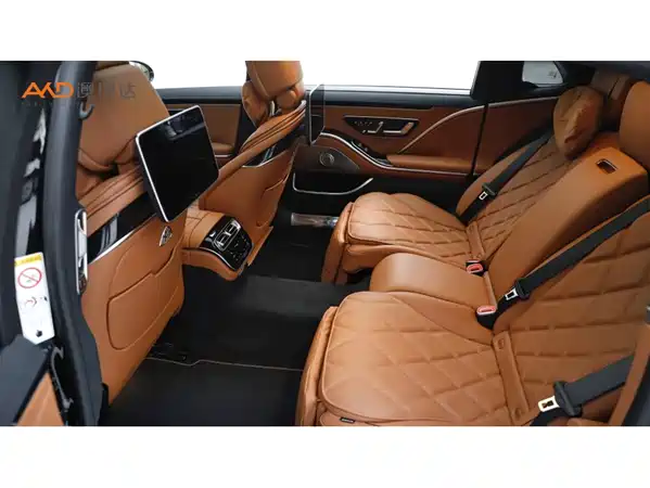 Mercedes-Benz Maybach S-Class 2025