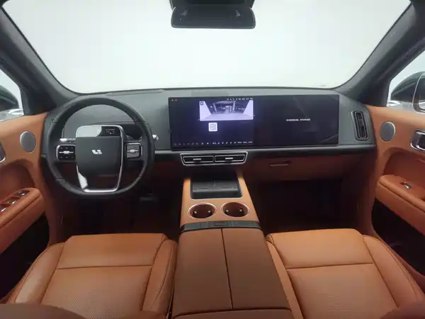 Li Auto L7 2024