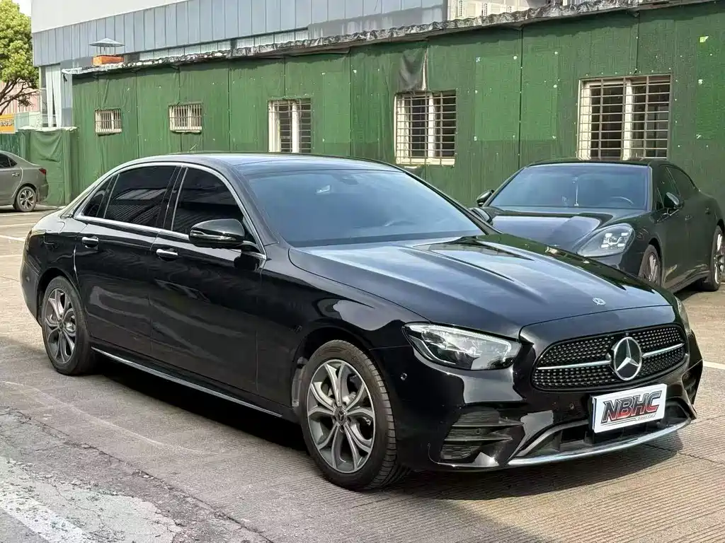 Mercedes-Benz E-Class 2021
