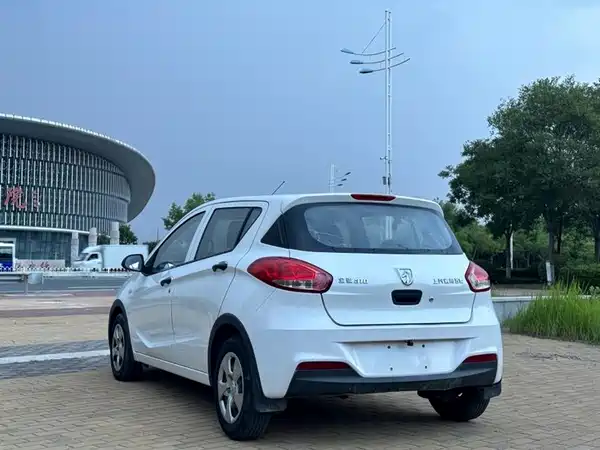 Baojun 310 2016