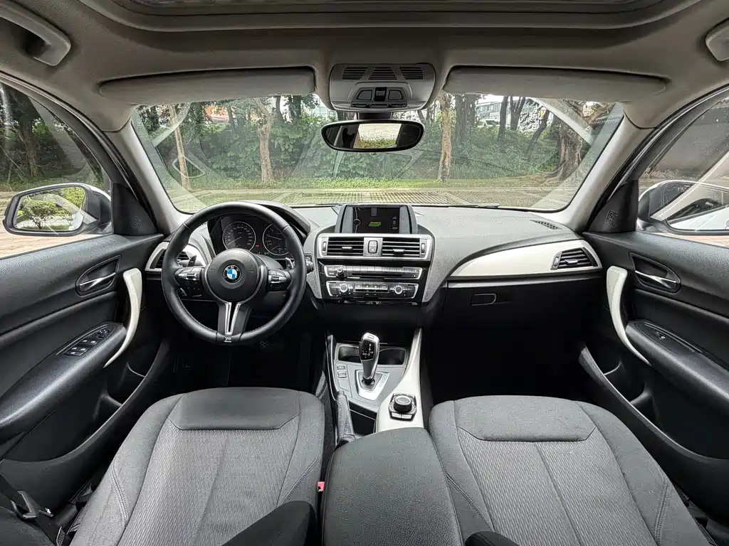 BMW 1 Series 2015 — фото 15