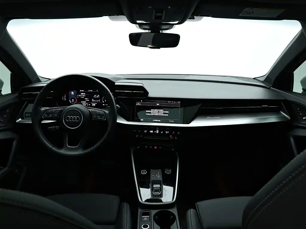 Audi A3 2022 — фото 14