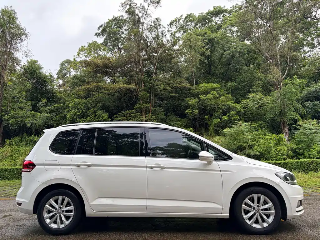 Volkswagen Touran 2020
