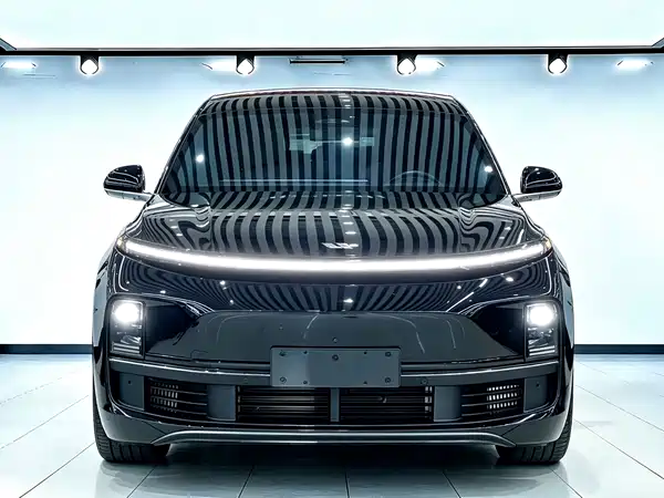 Li Auto L8 2023