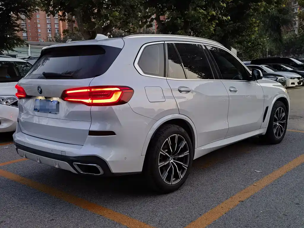 BMW X5 2020 — фото 15