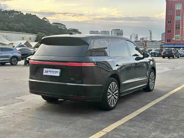 NIO ES9 2026
