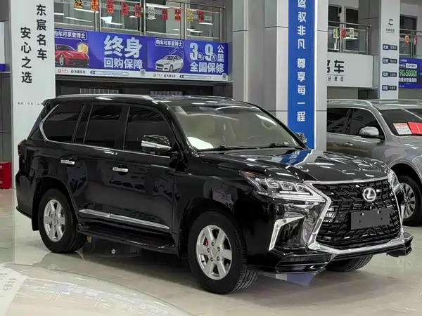 Lexus LX 2009