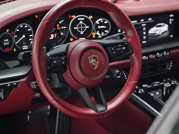 Porsche 911 2024