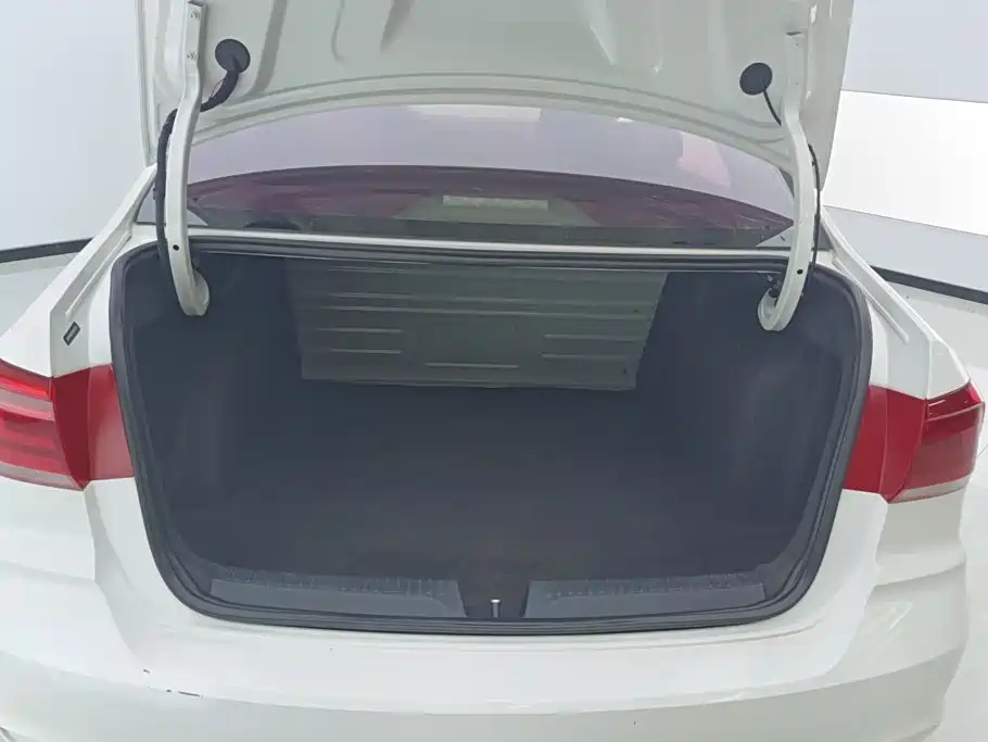 Volkswagen Santana 2018