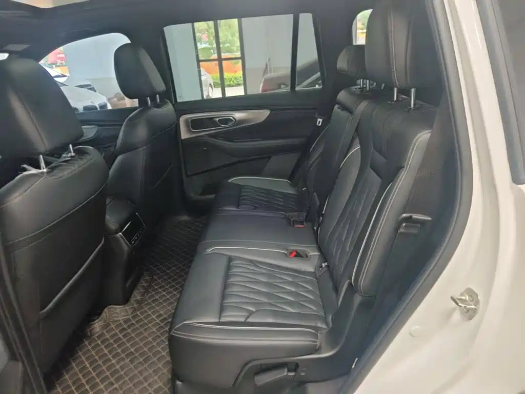 GAC Motor Trumpchi GS8 2023 — фото 17