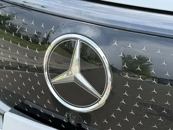 Mercedes-Benz EQE SUV 2023