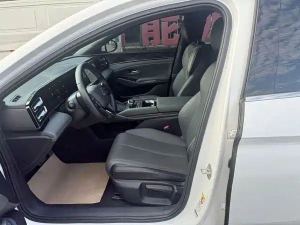 BYD Qin L 2024