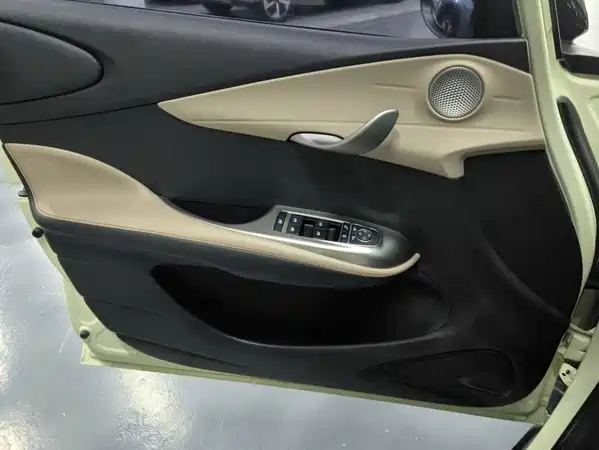 BYD Dolphin 2025