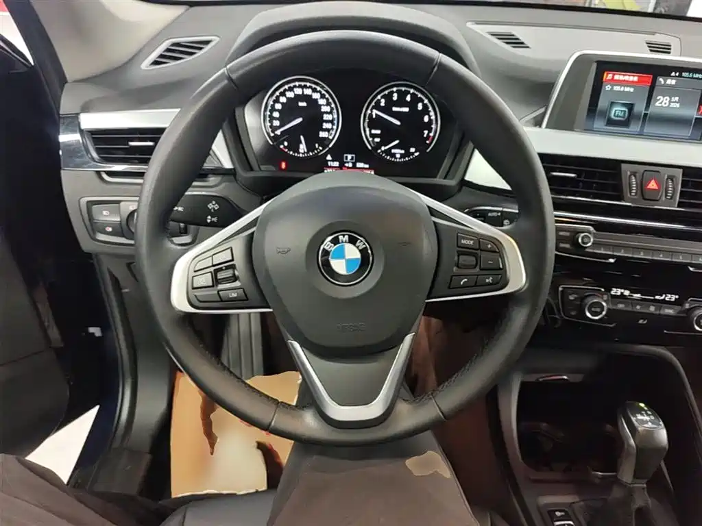 BMW X1 2019 — фото 11