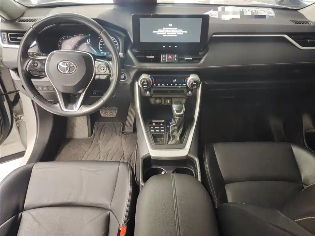 Toyota Wildlander 2023 — фото 10