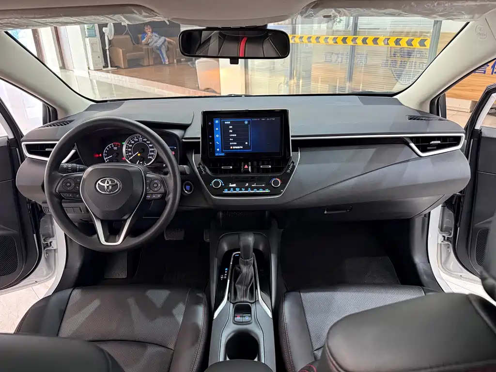 Toyota Corolla 2022 — фото 12