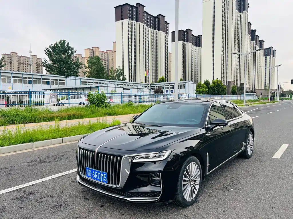 Hongqi H9 2022 — фото 1