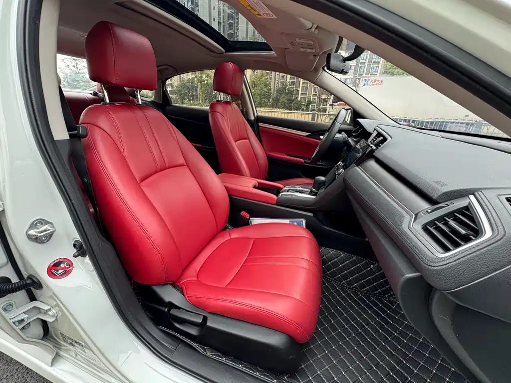 Honda Civic 2019 — фото 11