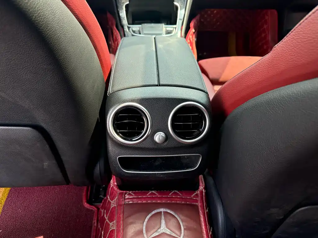Mercedes-Benz C-Class 2019 — фото 18