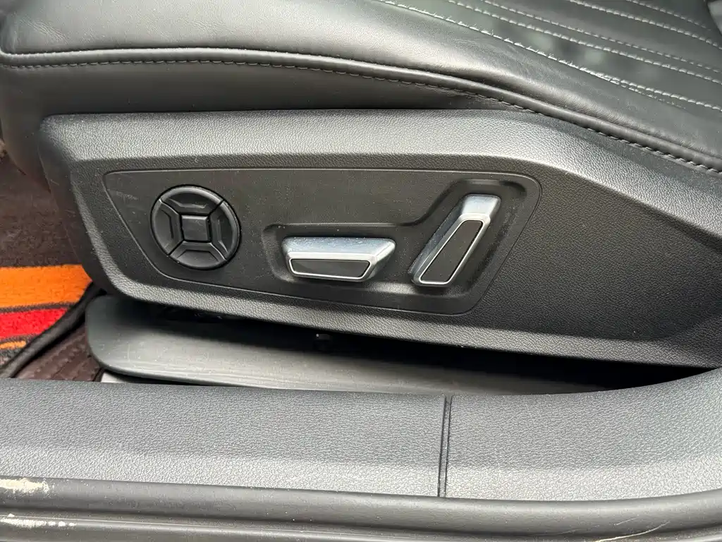 Audi A6L 2023 — фото 10