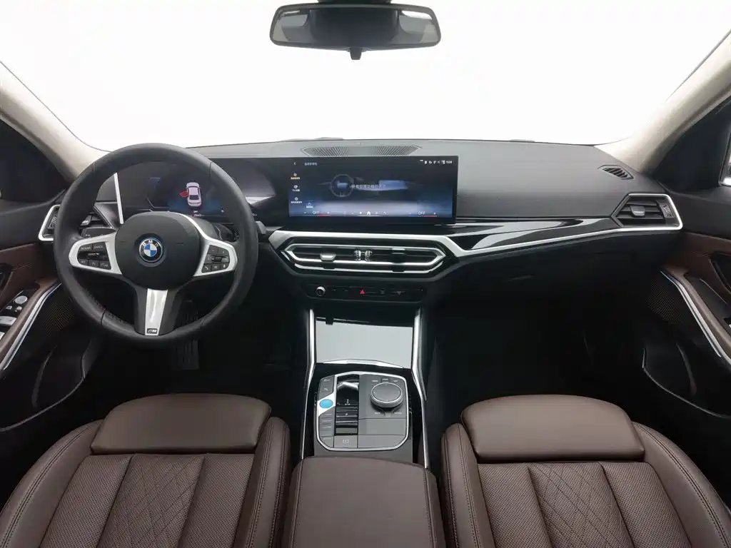 BMW i3 2024 — фото 5