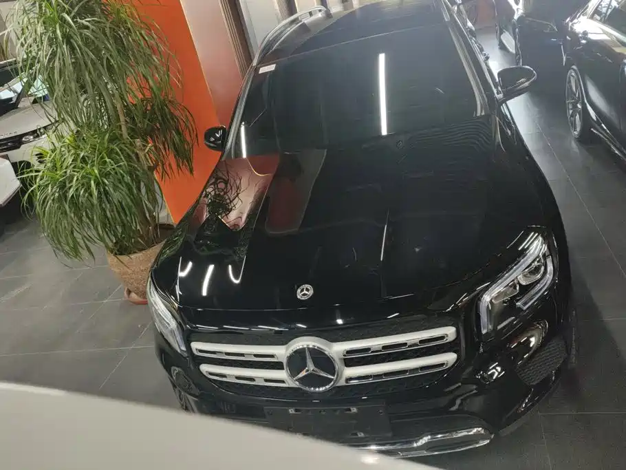 Mercedes-Benz GLB 2021