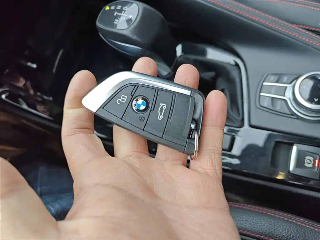 BMW X1 2017 — фото 9