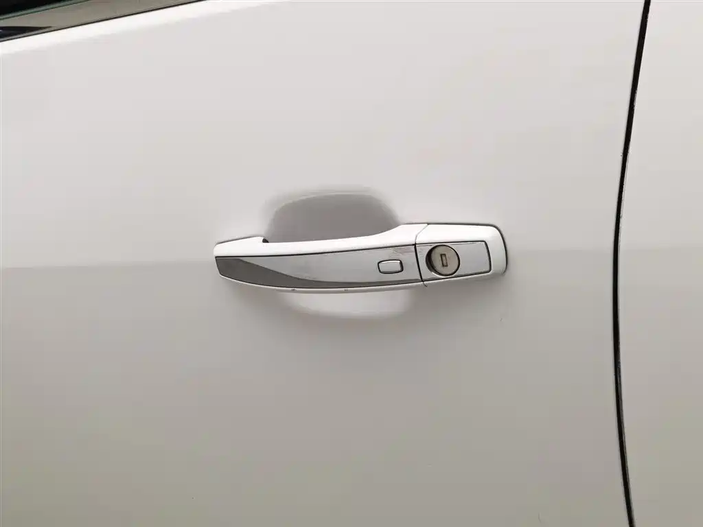 Chevrolet Malibu 2016 — фото 18