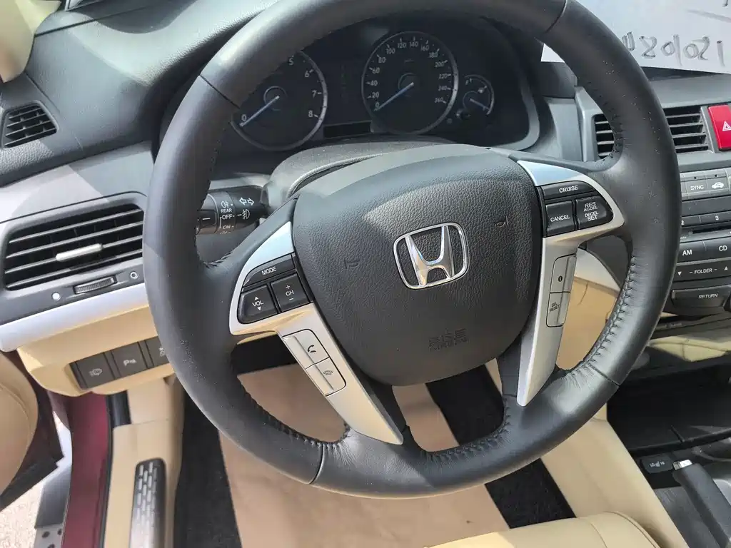 Honda Crosstour 2013 — фото 15