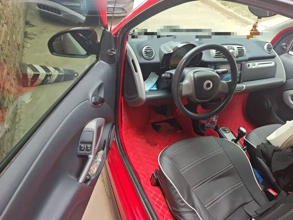 smart Fortwo 2014 — фото 13