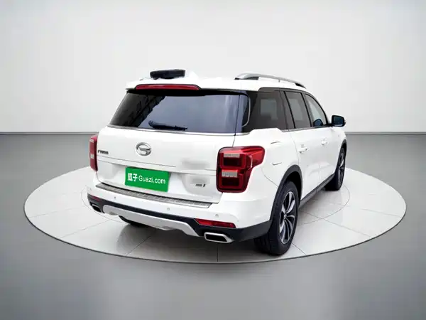 GAC Trumpchi GS8 2017