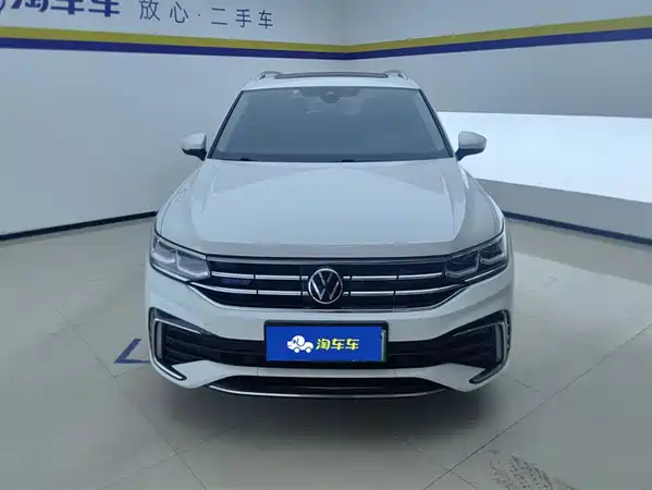Volkswagen Tiguan L Plug-In Hybrid 2023