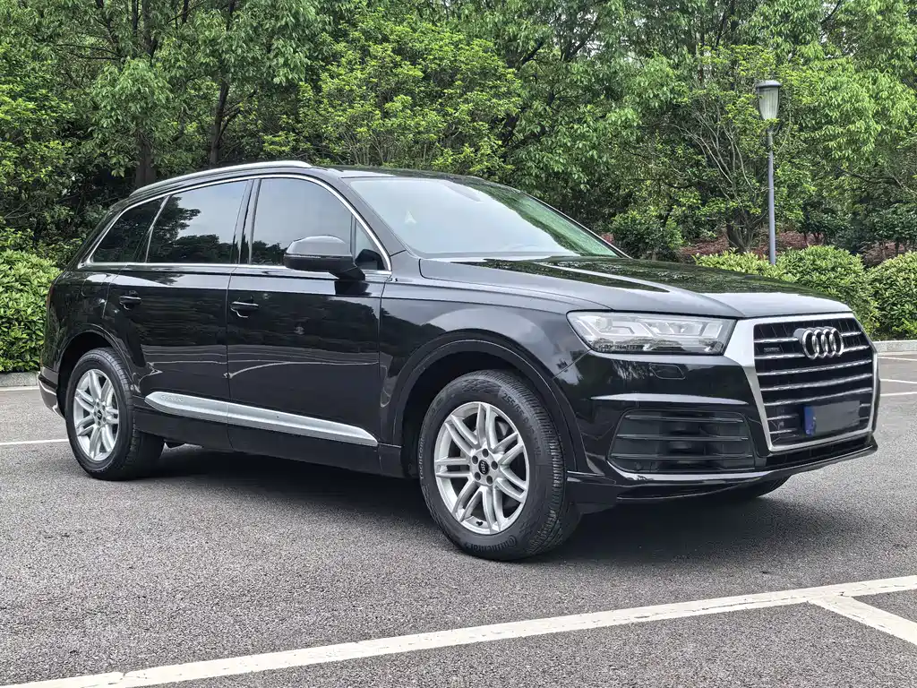 Audi Q7 2018 — фото 3