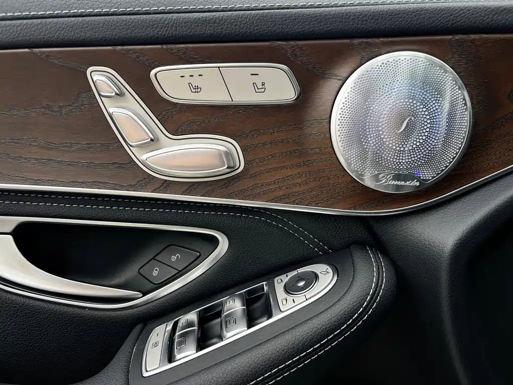 Mercedes-Benz GLC 2020 — фото 21