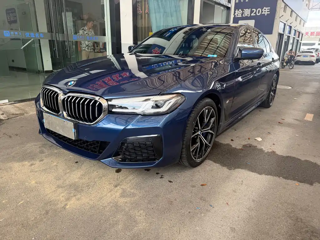 BMW 5 Series 2023