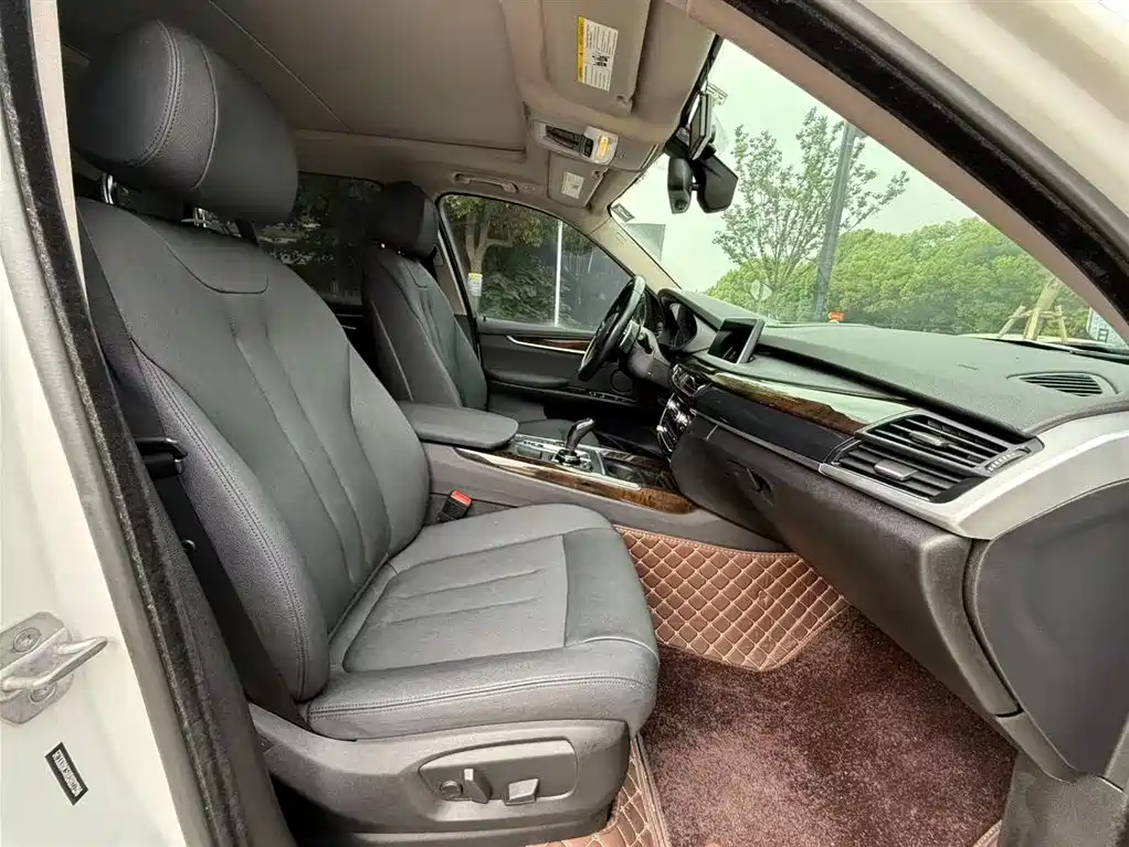 BMW X5 2015 — фото 19