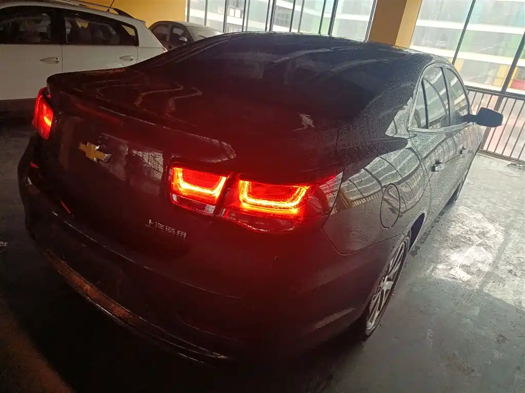 Chevrolet Malibu 2017 — фото 4