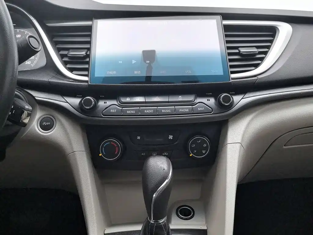 Buick Excelle GT 2017 — фото 12