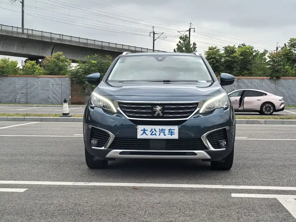 Peugeot 5008 2017 — фото 2