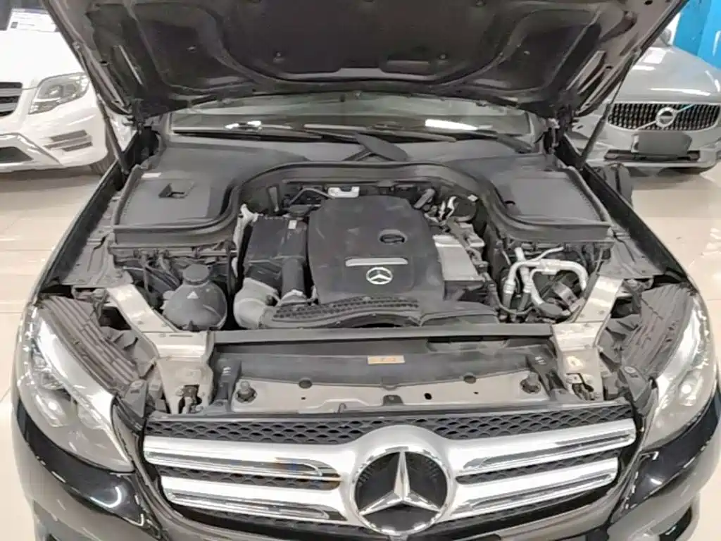 Mercedes-Benz GLC 2016 — фото 20