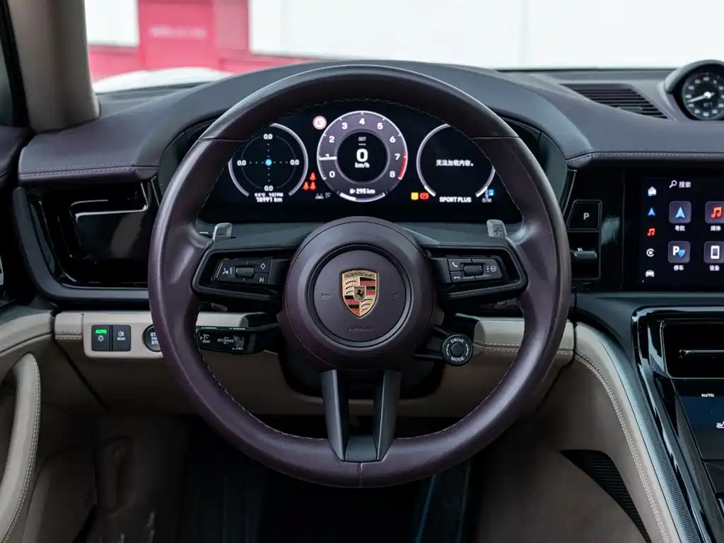 Porsche Panamera 2024 — фото 12