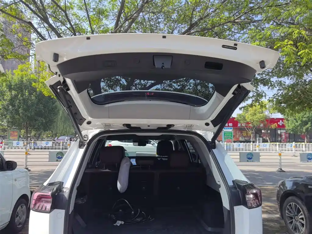 Chery Tiggo 8 PRO NEV 2024 — фото 19