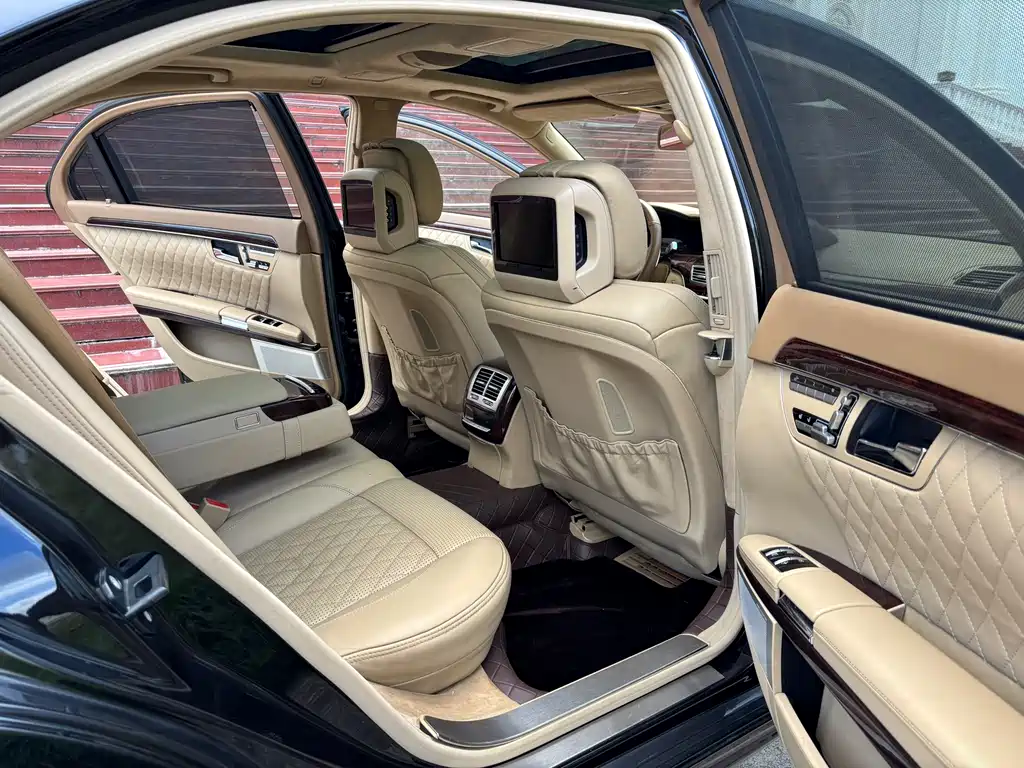 Mercedes-Benz S-Class AMG 2013 — фото 15